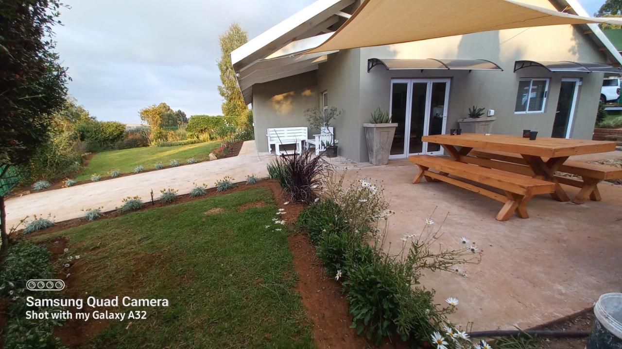 Sirimiri Cottage Dullstroom Exterior foto