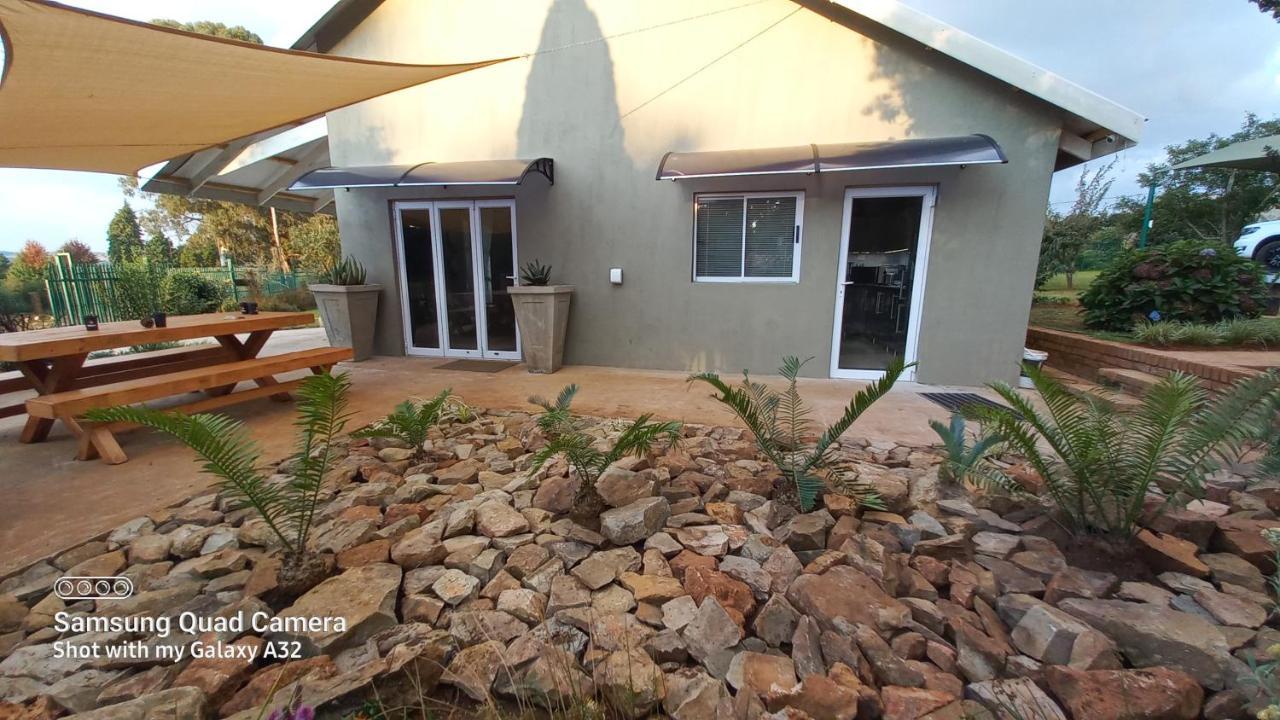 Sirimiri Cottage Dullstroom Exterior foto